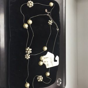 Silver pearl earrings and necklace set